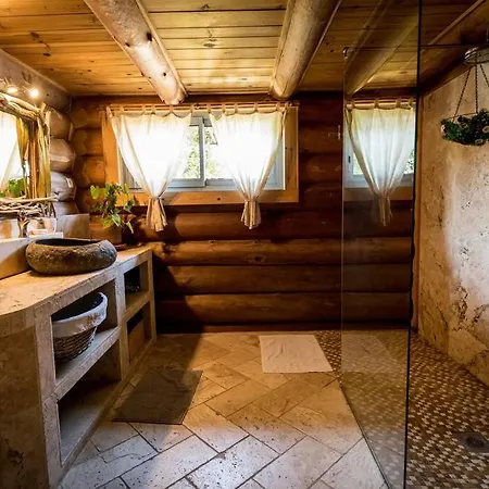 Casa Laricciu *