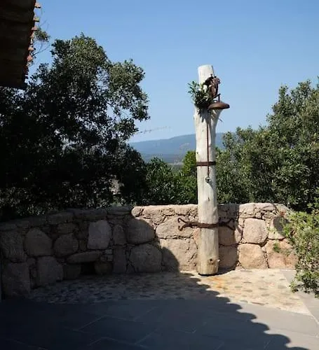 Casa Laricciu Villa *